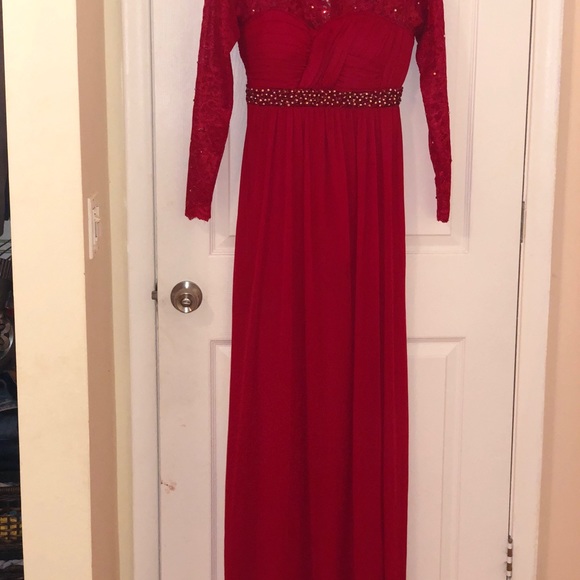 Dress - Picture 2 of 3